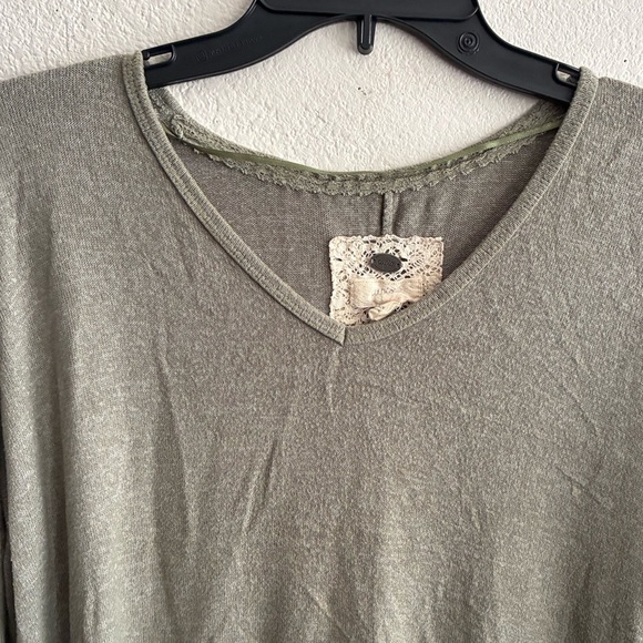 💥Cupio Cozy Green V-Neck Lightweight Long Sleeves Tunic Top M - Picture 5 of 12